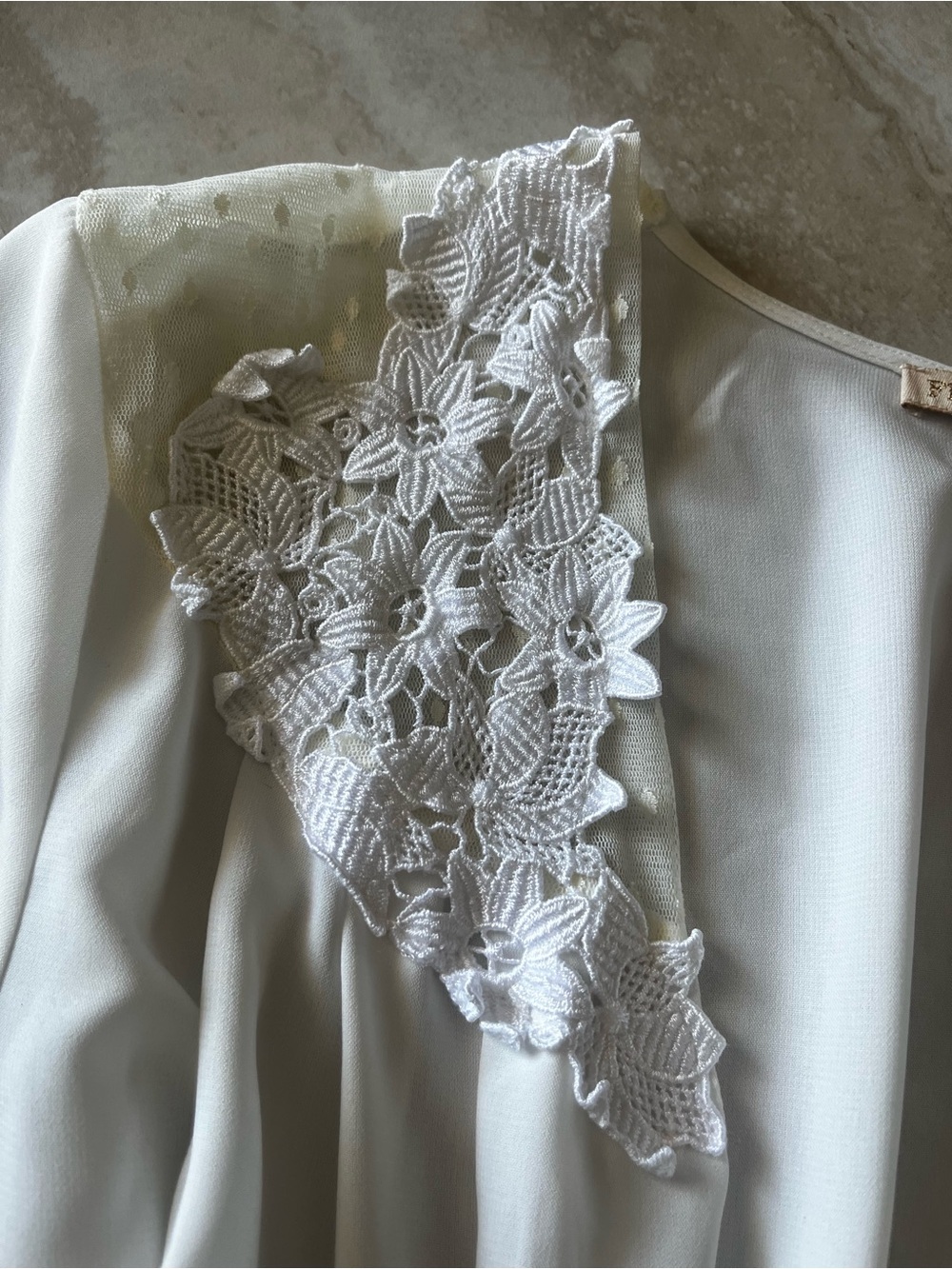 Flora Nikrooz Robe - Picture 2 of 6
